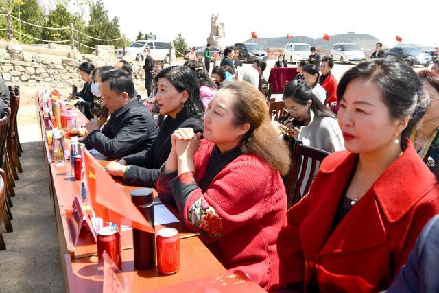 为持有人挽回损失是当务之急!基金经理道歉,四季报四大关键词曝光